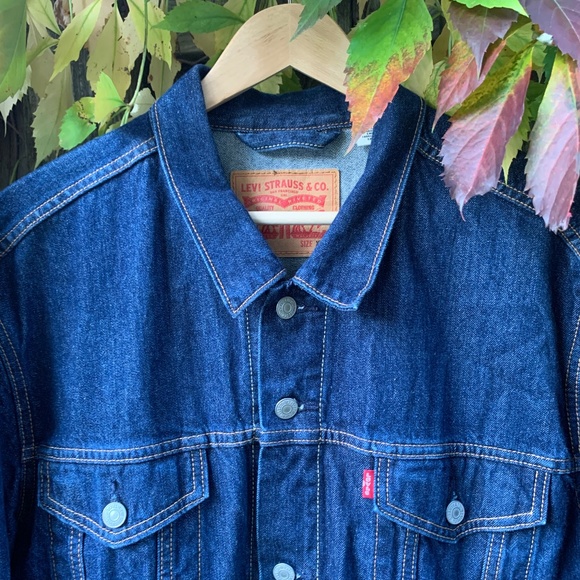 Levis Denim Jacket - Picture 3 of 9